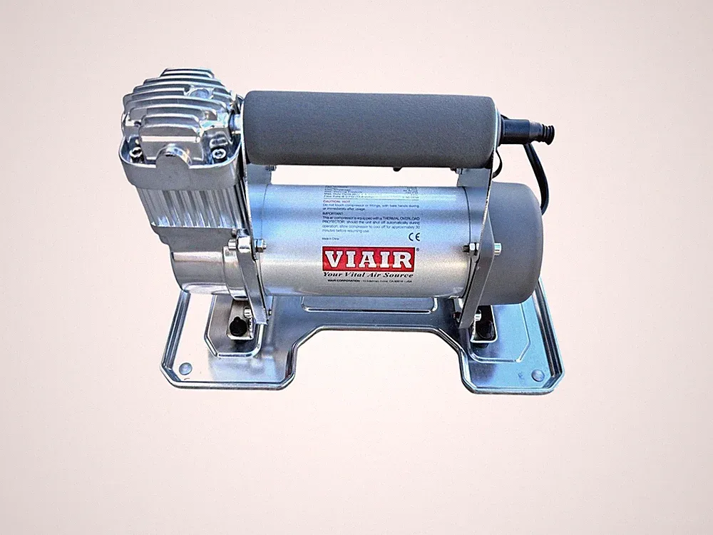 VIAIR 400P Automatic Portable Air Compressor 12V 30A 150 PSI RV & Vehicles 40043
