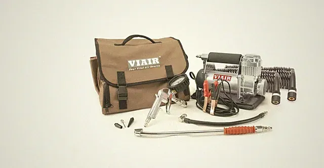 Viair 400P-RV Automatic Portable Compressor Kit Auto Shut-Off Function